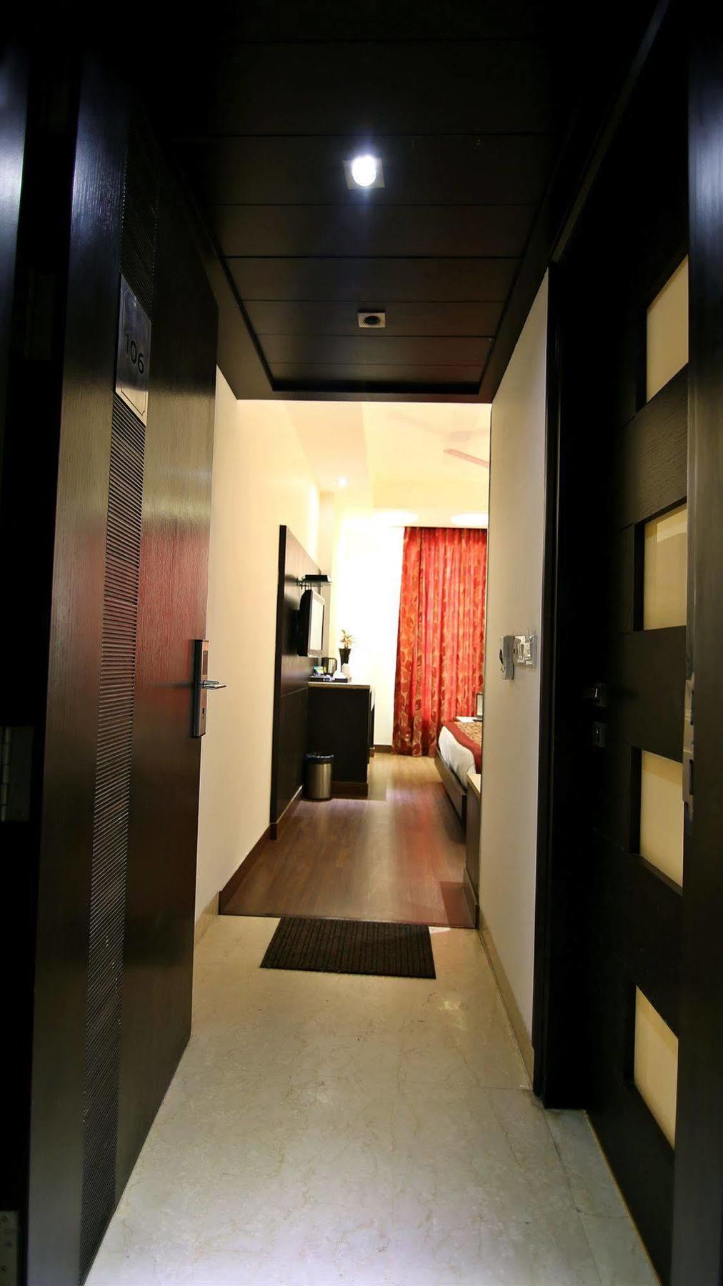 The Prime Balaji Deluxe At New Delhi Railway Station - Free Airport Pickup Hotel Eksteriør billede