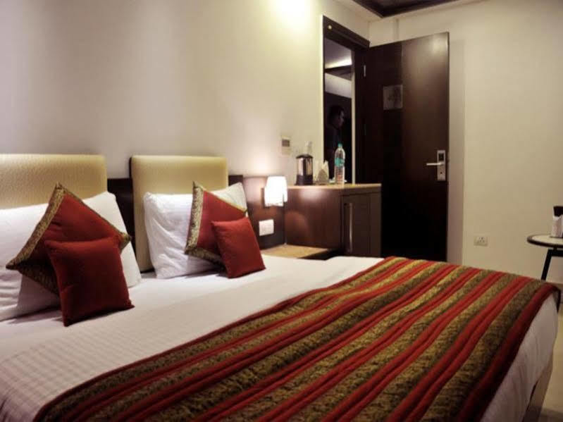 The Prime Balaji Deluxe At New Delhi Railway Station - Free Airport Pickup Hotel Værelse billede